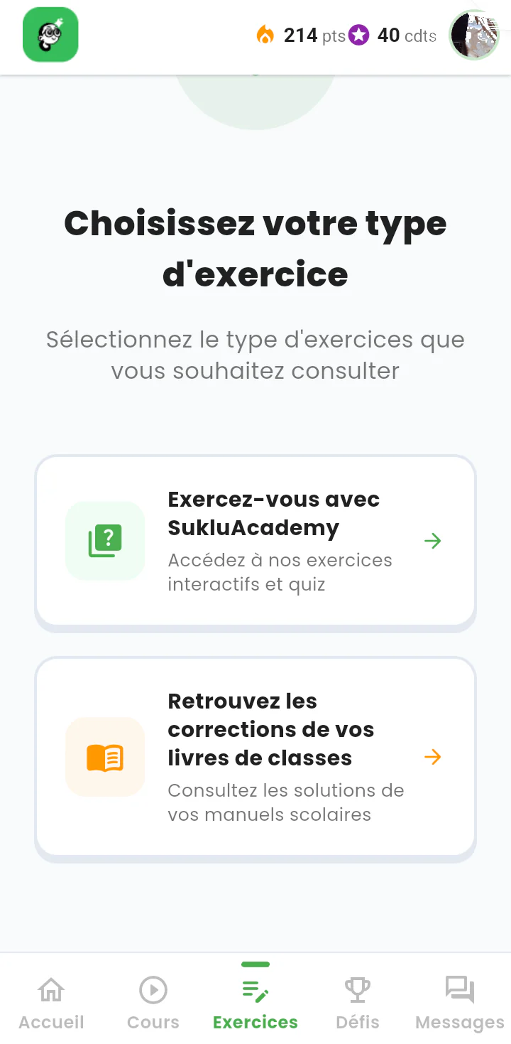 Écran de choix entre les exercices de la plateforme et les corrections des livres de classe.
