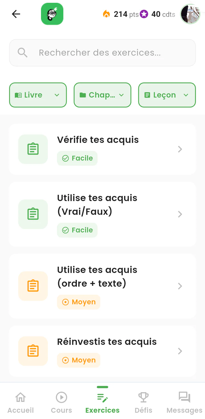 Liste des exercices d'un manuel scolaire, avec filtres par livre, chapitre et leçon, et niveau de difficulté.